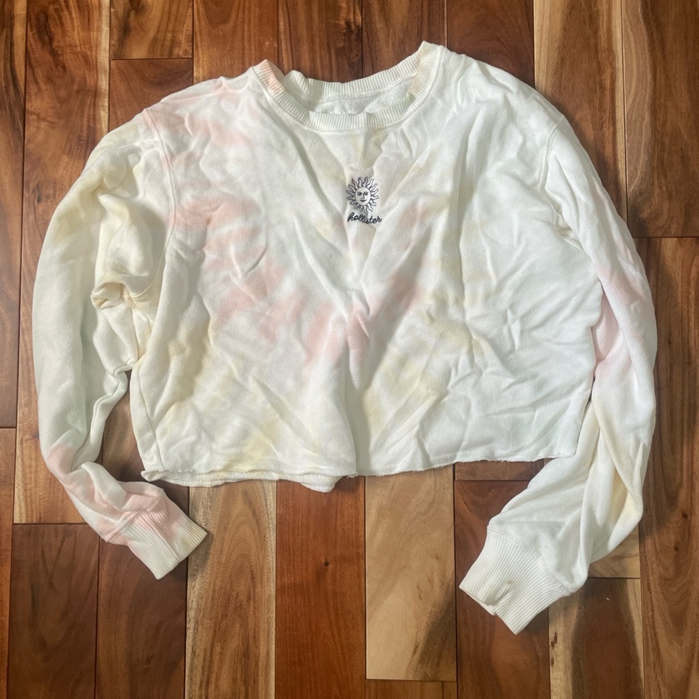 Hollister White Crop Long Sleeve Hoodie